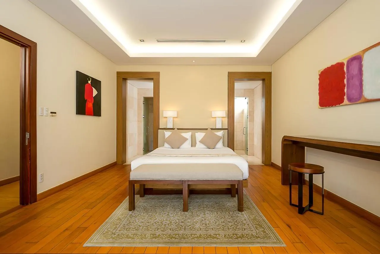The Ocean Villas Danang 0*, Da Nang