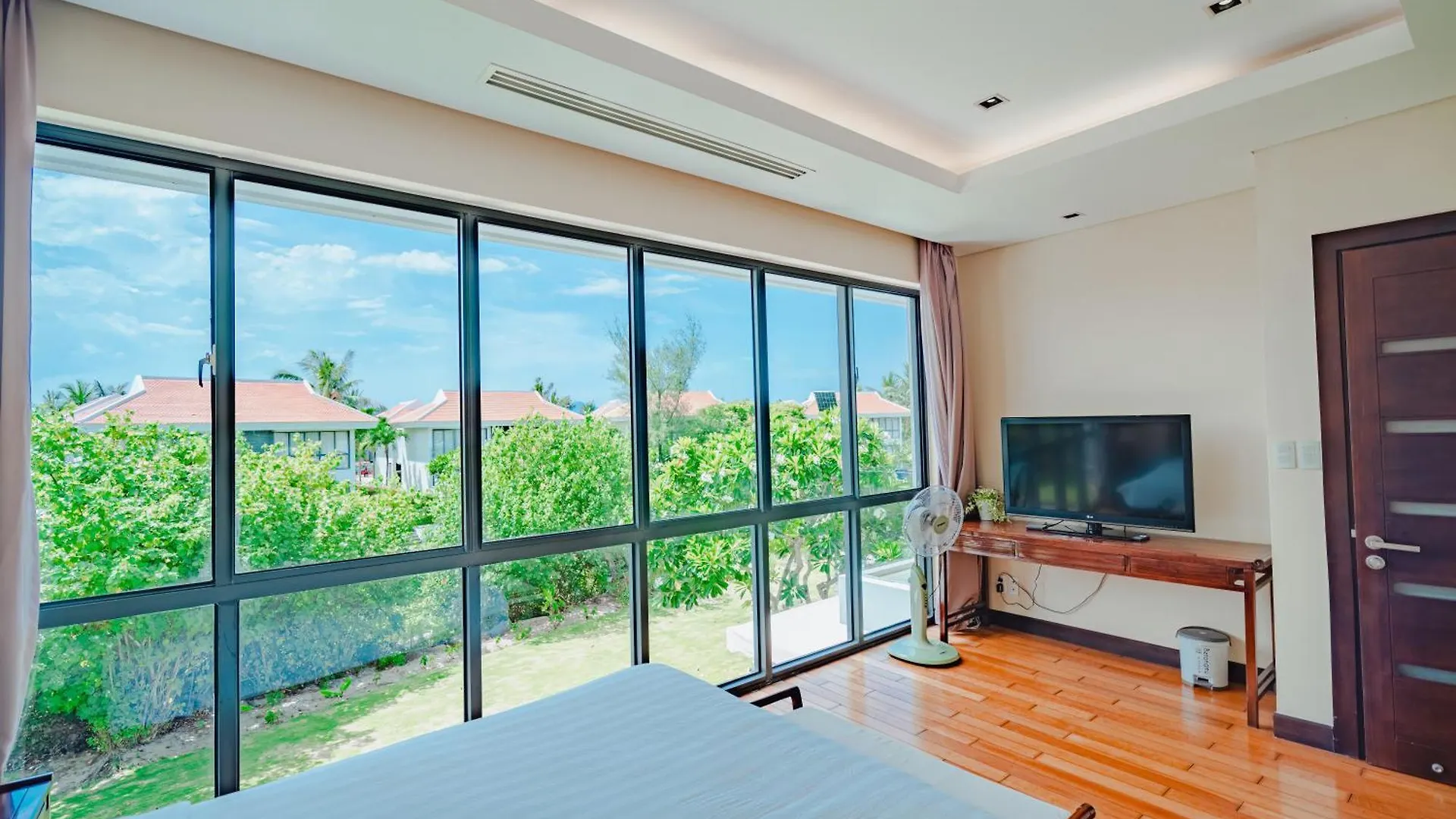 Resort The Ocean Villas Danang Vietnam