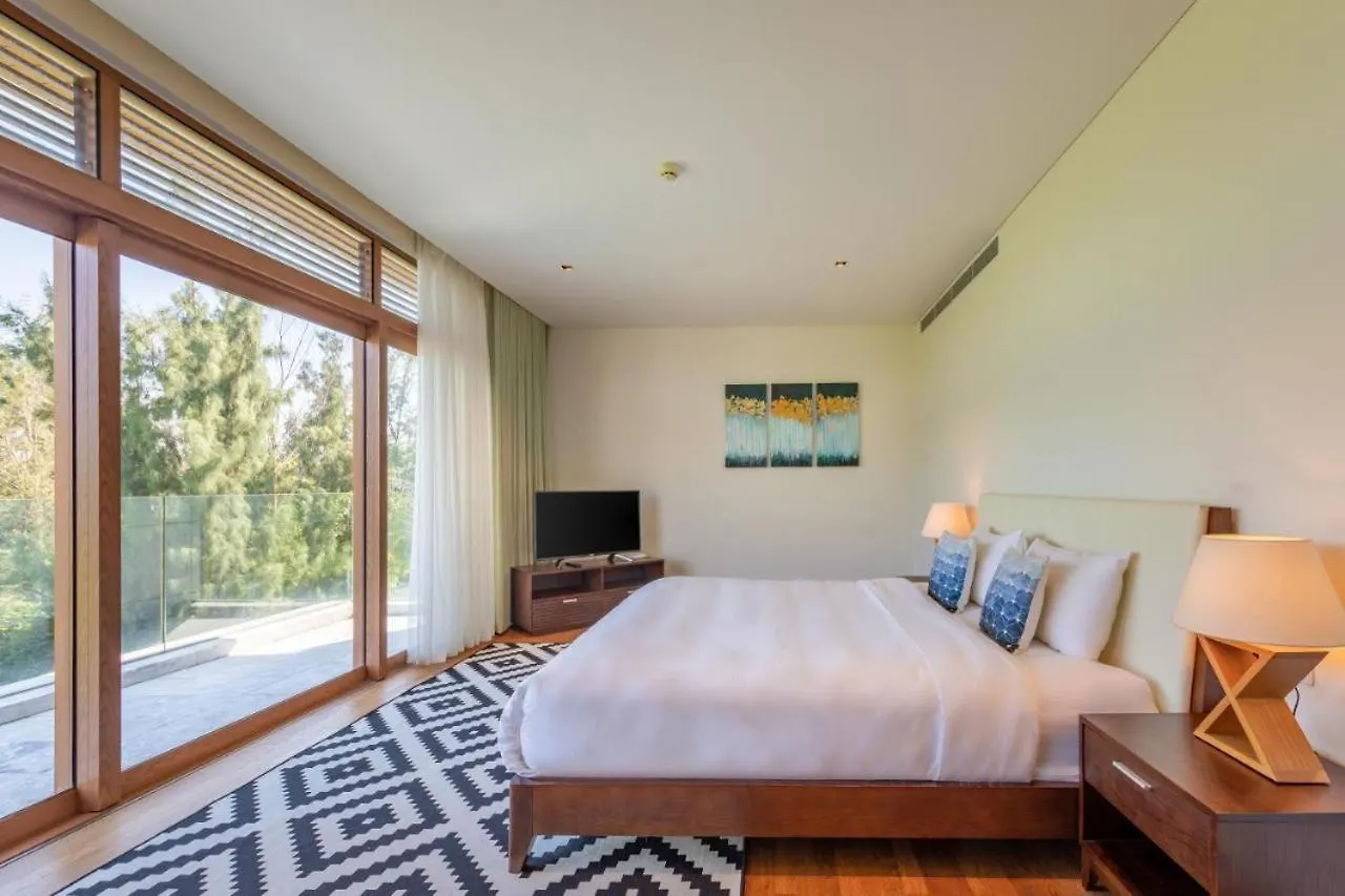 The Ocean Villas Danang 0*, Da Nang